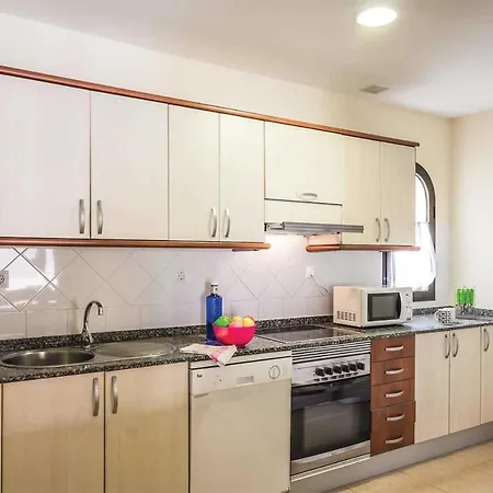 Villa Sleeps 6 Wifi Corralejo